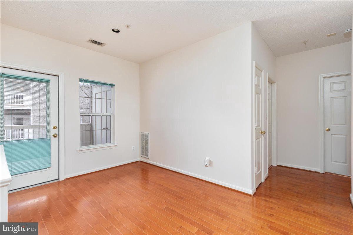 1705 Lake Shore Crest Drive #25 photo 5