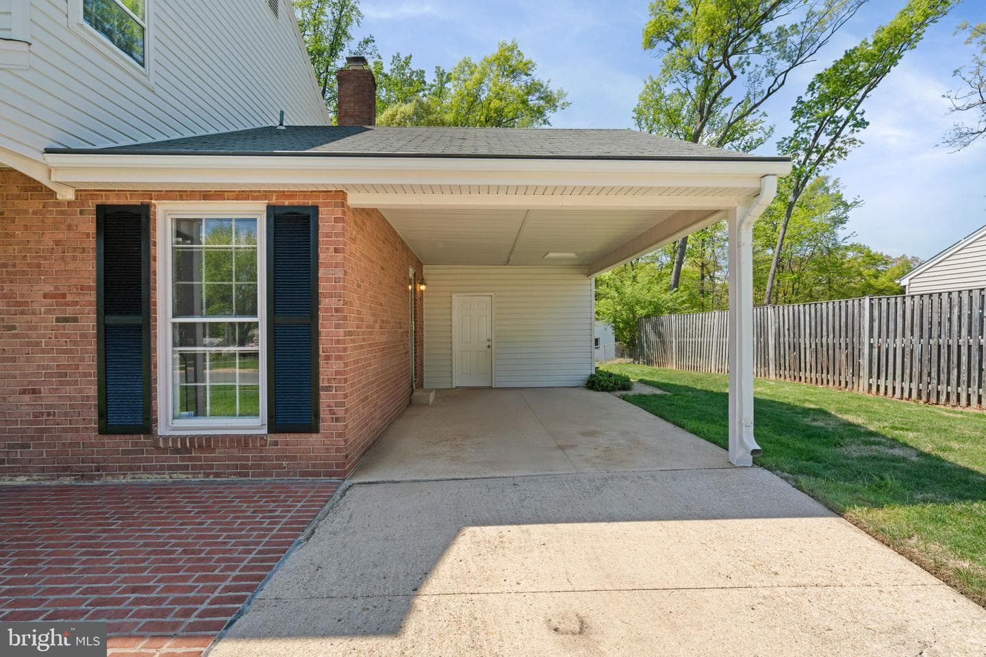 8328 Carrleigh Parkway photo 5