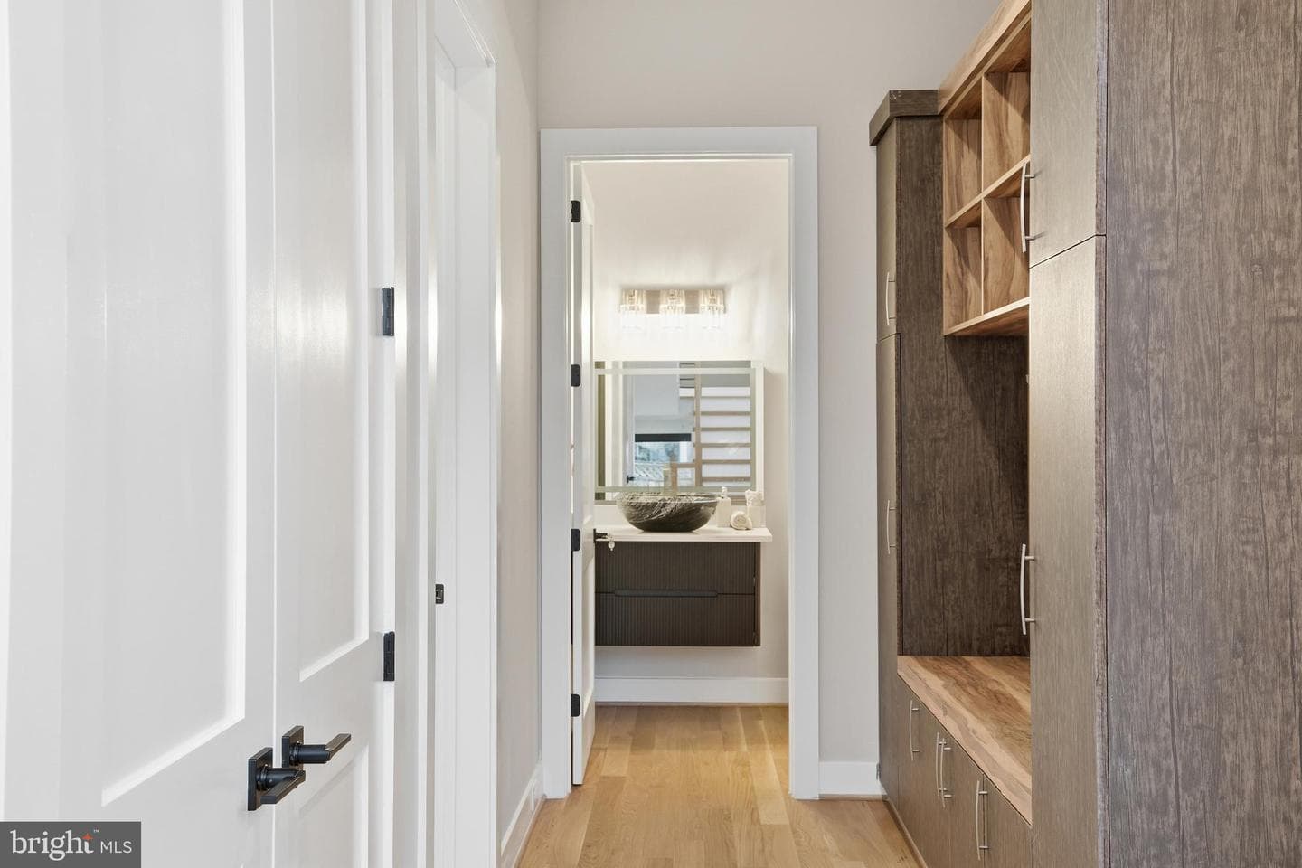 1805 Franklin Avenue photo 14