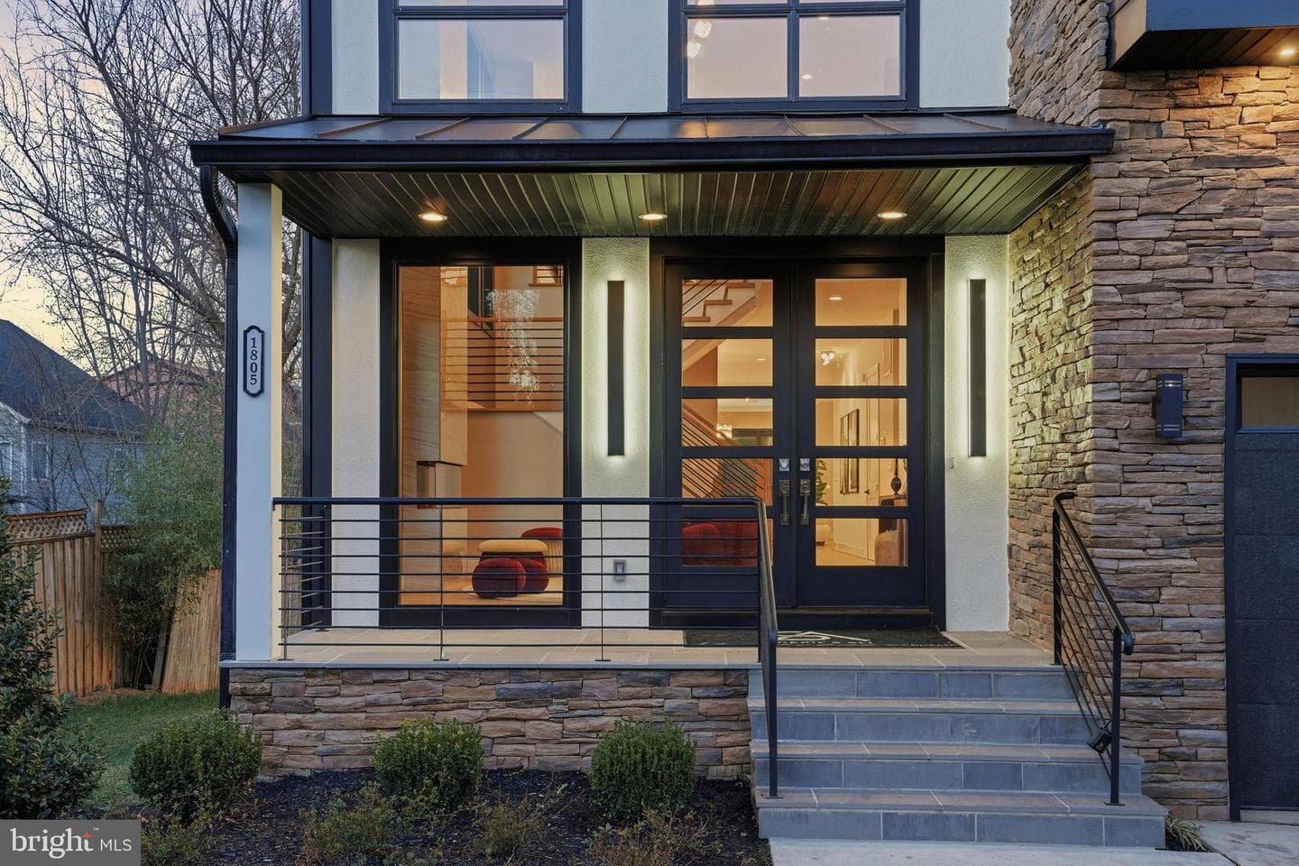 1805 Franklin Avenue photo 4