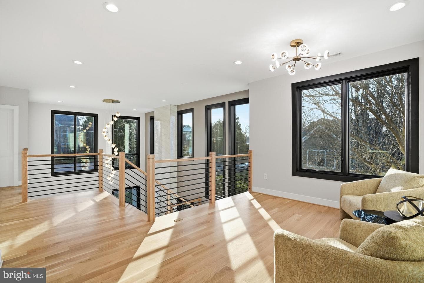 1805 Franklin Avenue photo 43