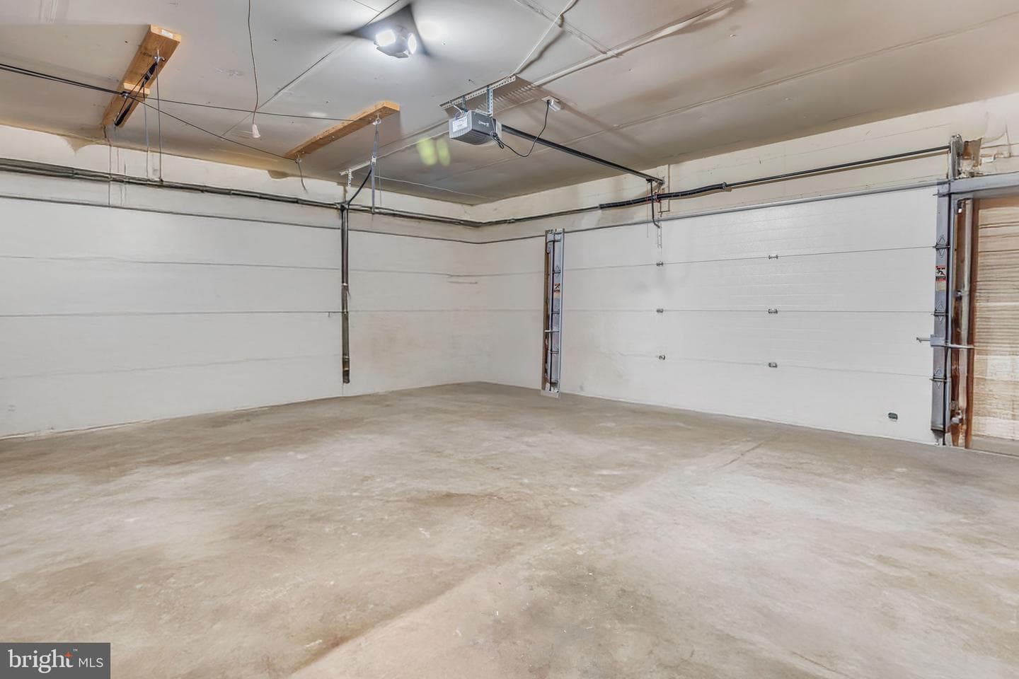 1606 Montmorency Drive photo 17