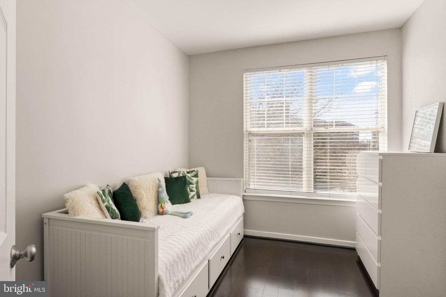 1625 International Drive #203 photo 25