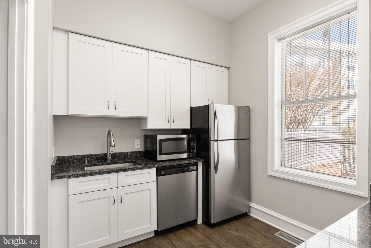 1625 International Drive #203 photo 35