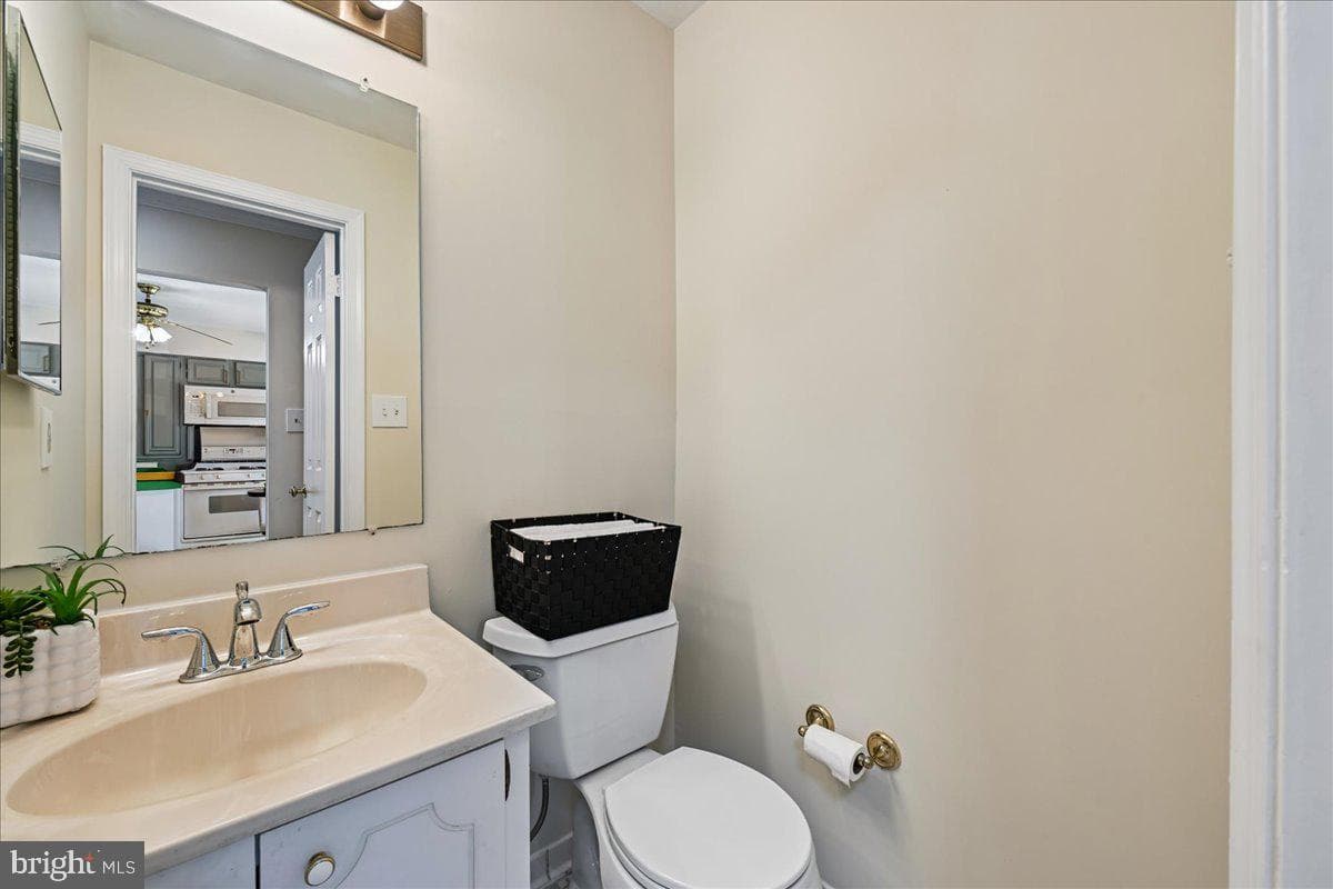 2742 Carter Farm Court photo 11