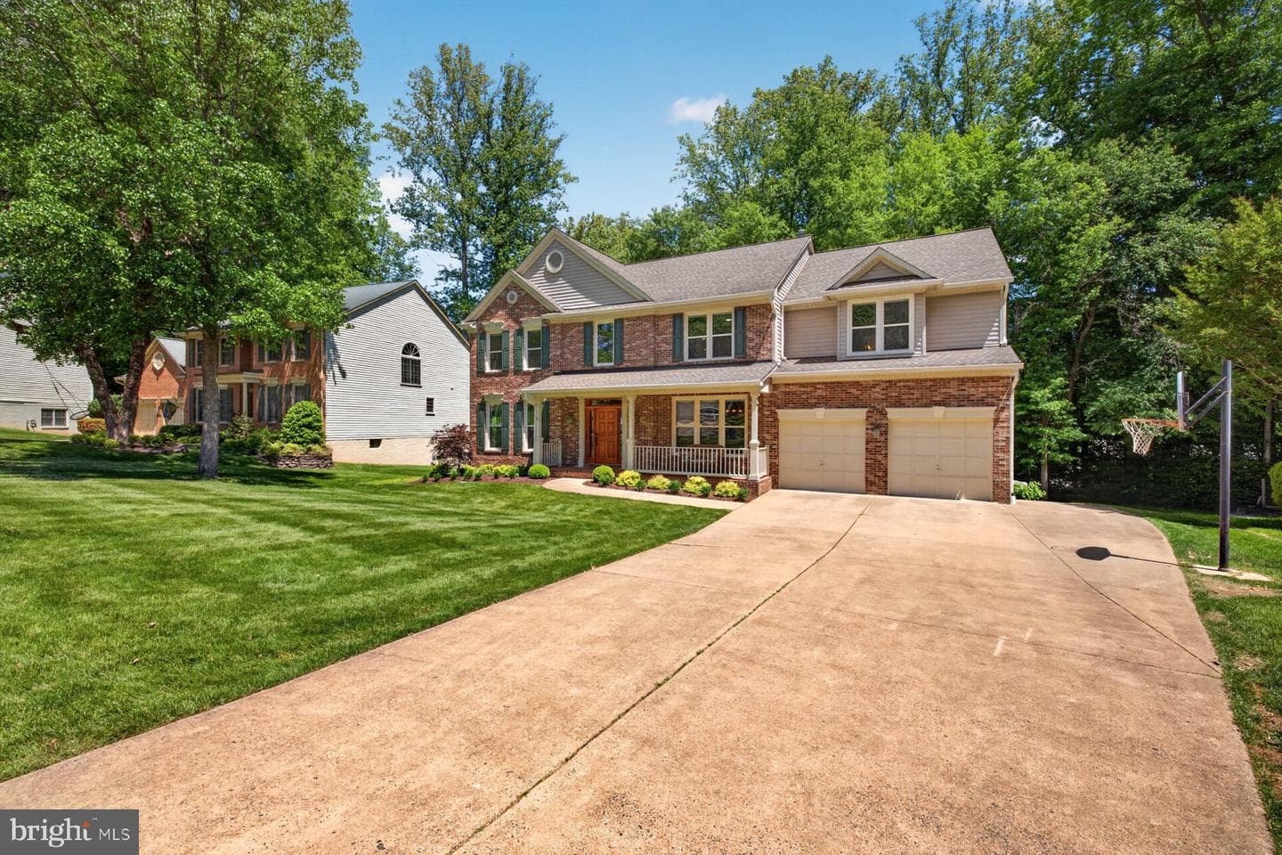8704 Margaret Lane photo 2