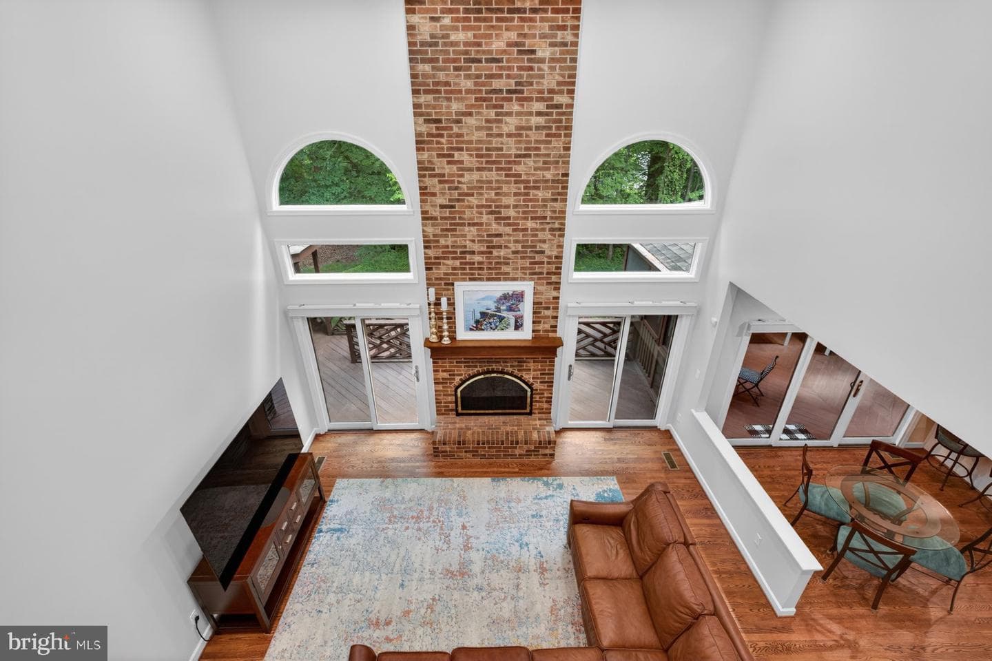 8704 Margaret Lane photo 20