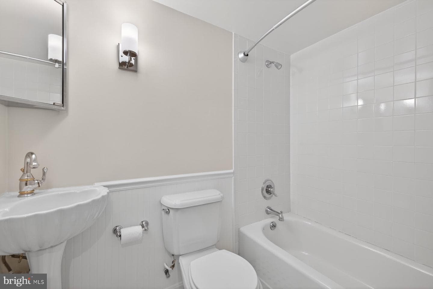 8704 Margaret Lane photo 43