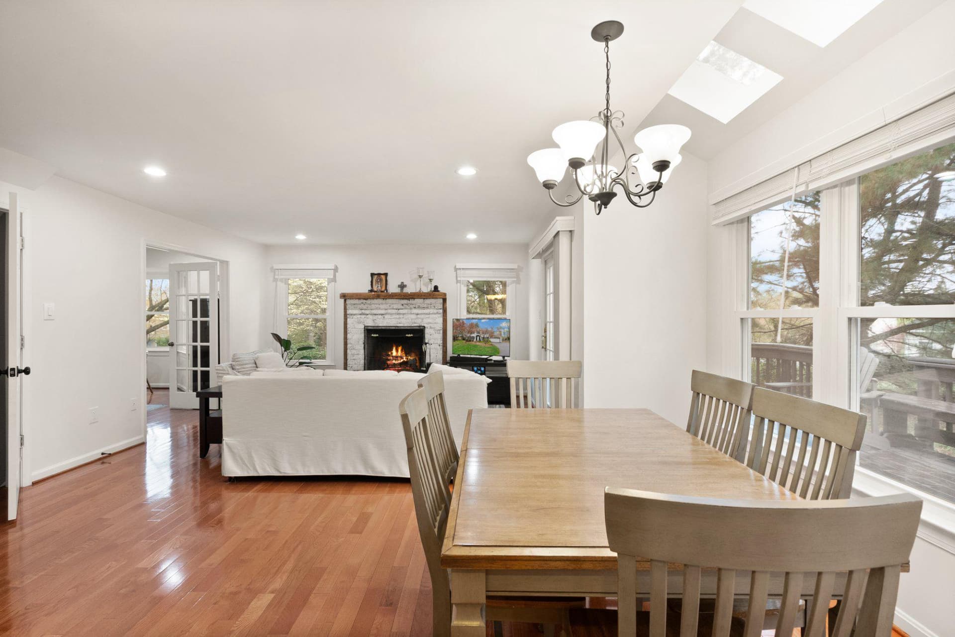 1232 Bishopsgate Way photo 32