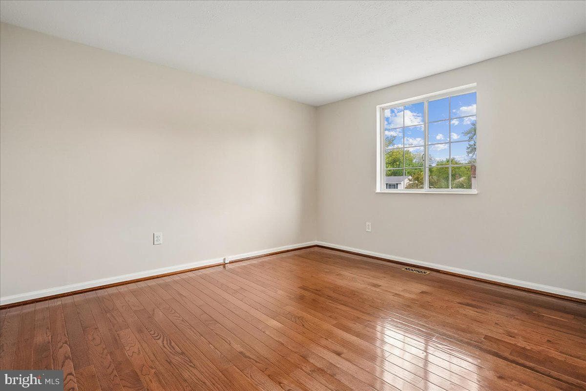 4407 Vantage Court photo 34