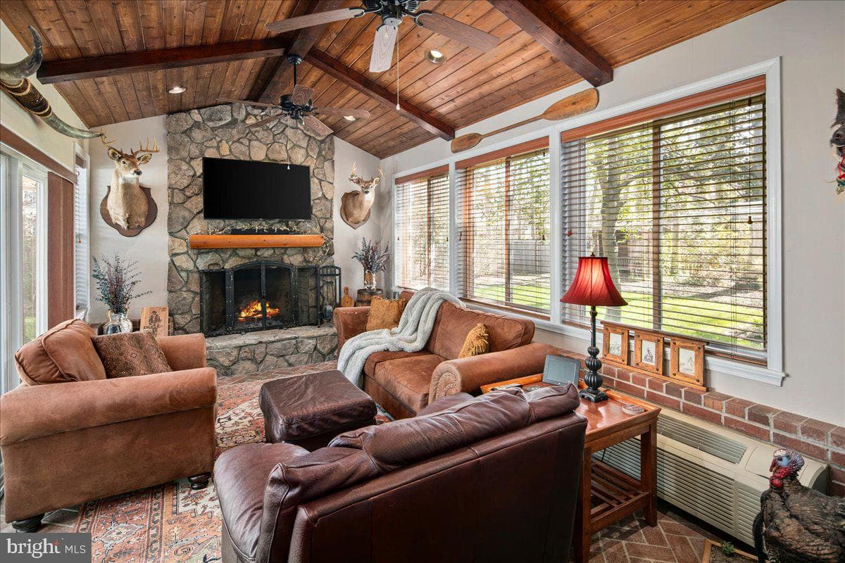 4202 Pickering Place photo 18