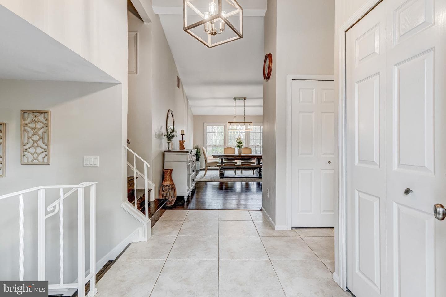 8619 Nanlee Drive photo 2