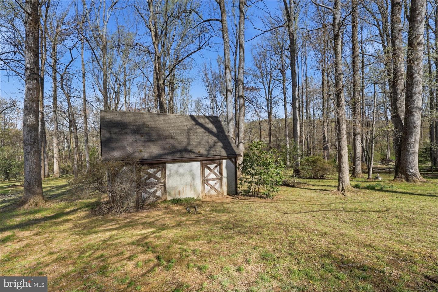 4728 Groves Lane photo 37