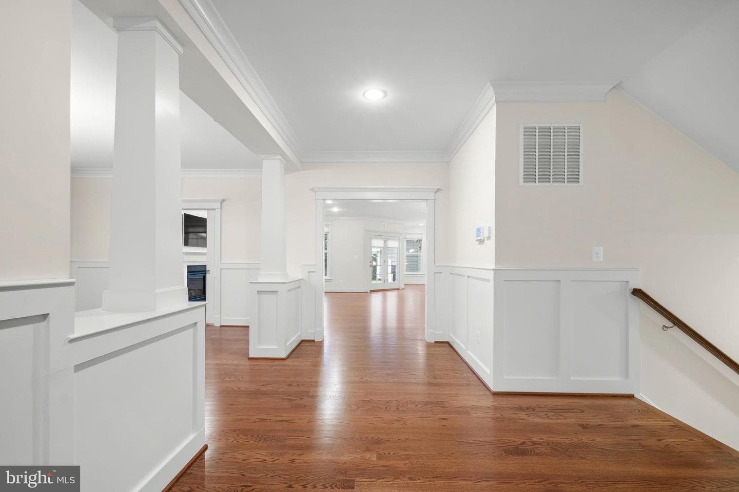 217 Pleasant Street SW photo 28