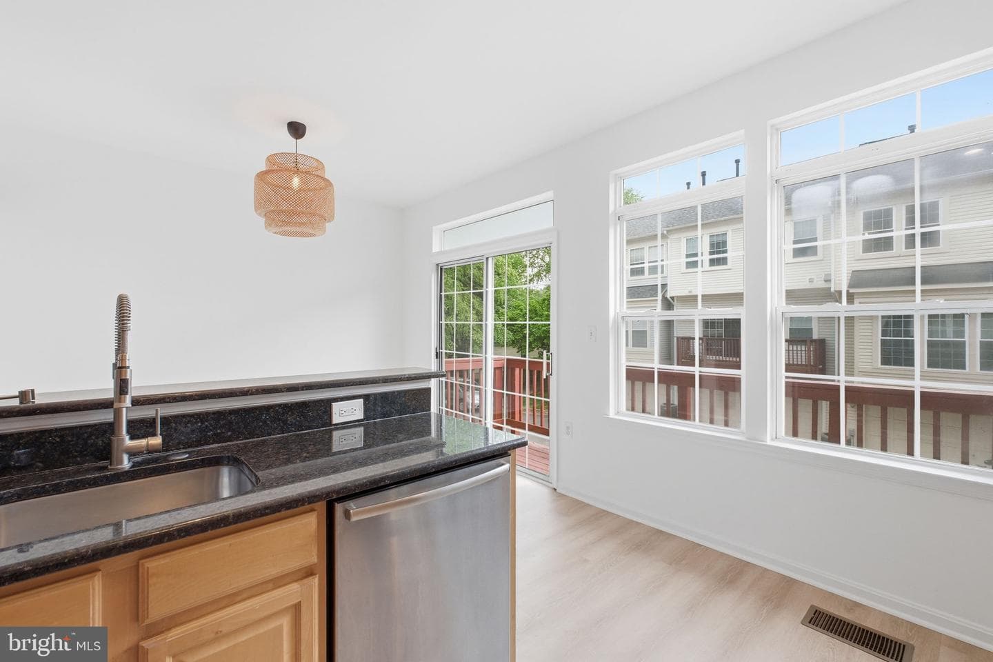 4067 Fountainside Lane photo 18