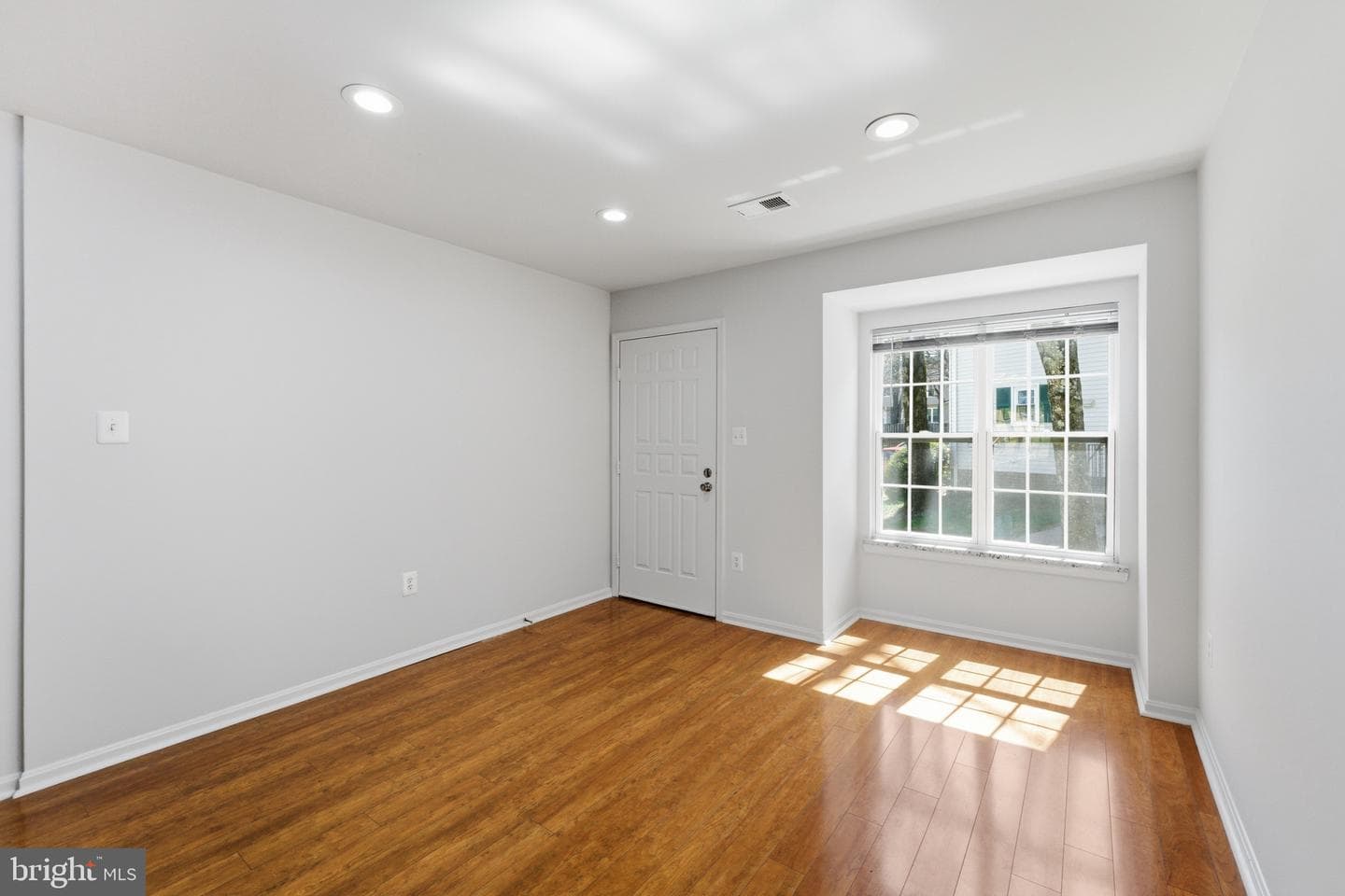4225 Sauterne Court photo 4
