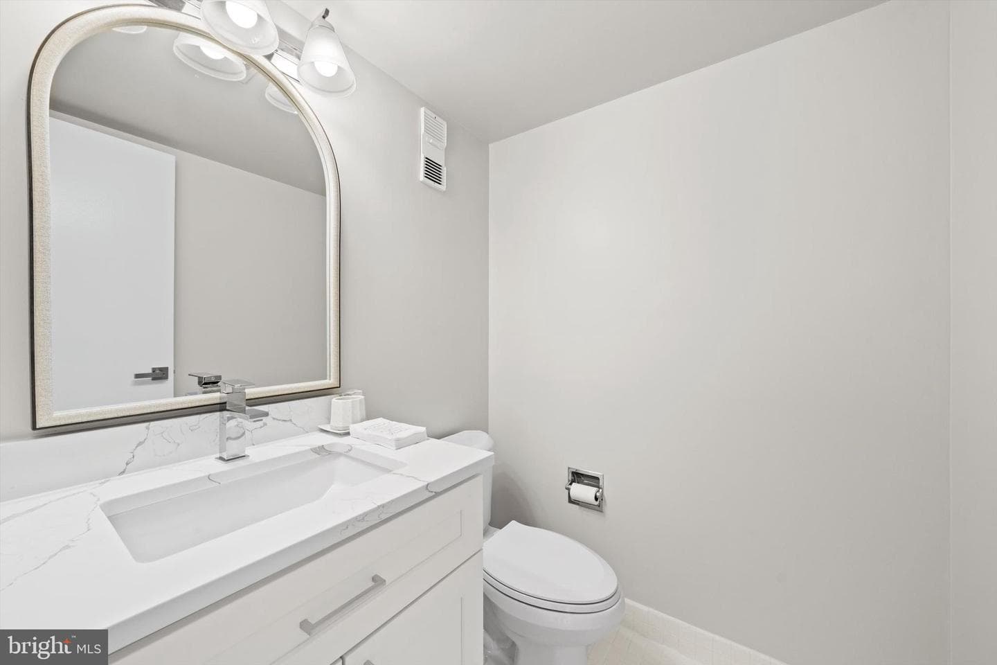 3709 S George Mason Drive #1107 East photo 13