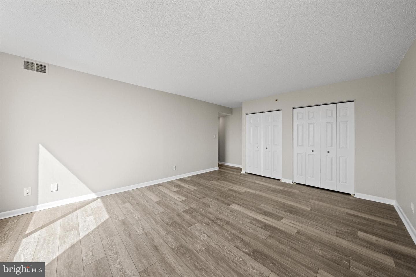 3709 S George Mason Drive #1107 East photo 9