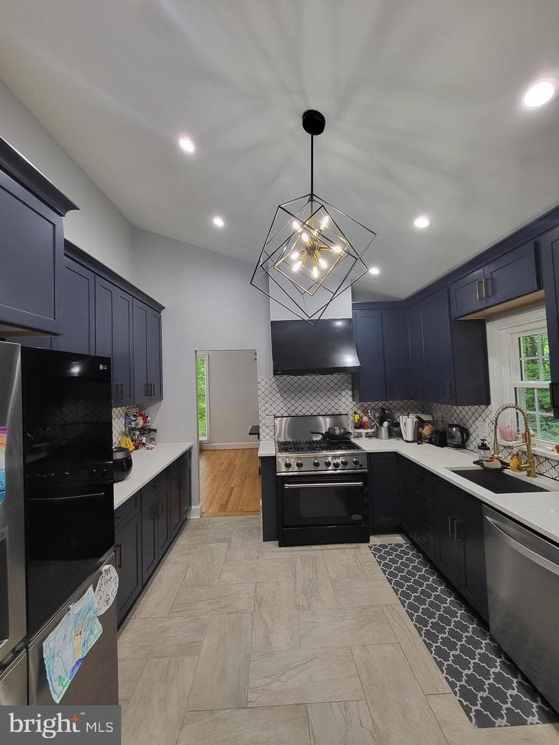 1626 Linway Park Drive photo 3