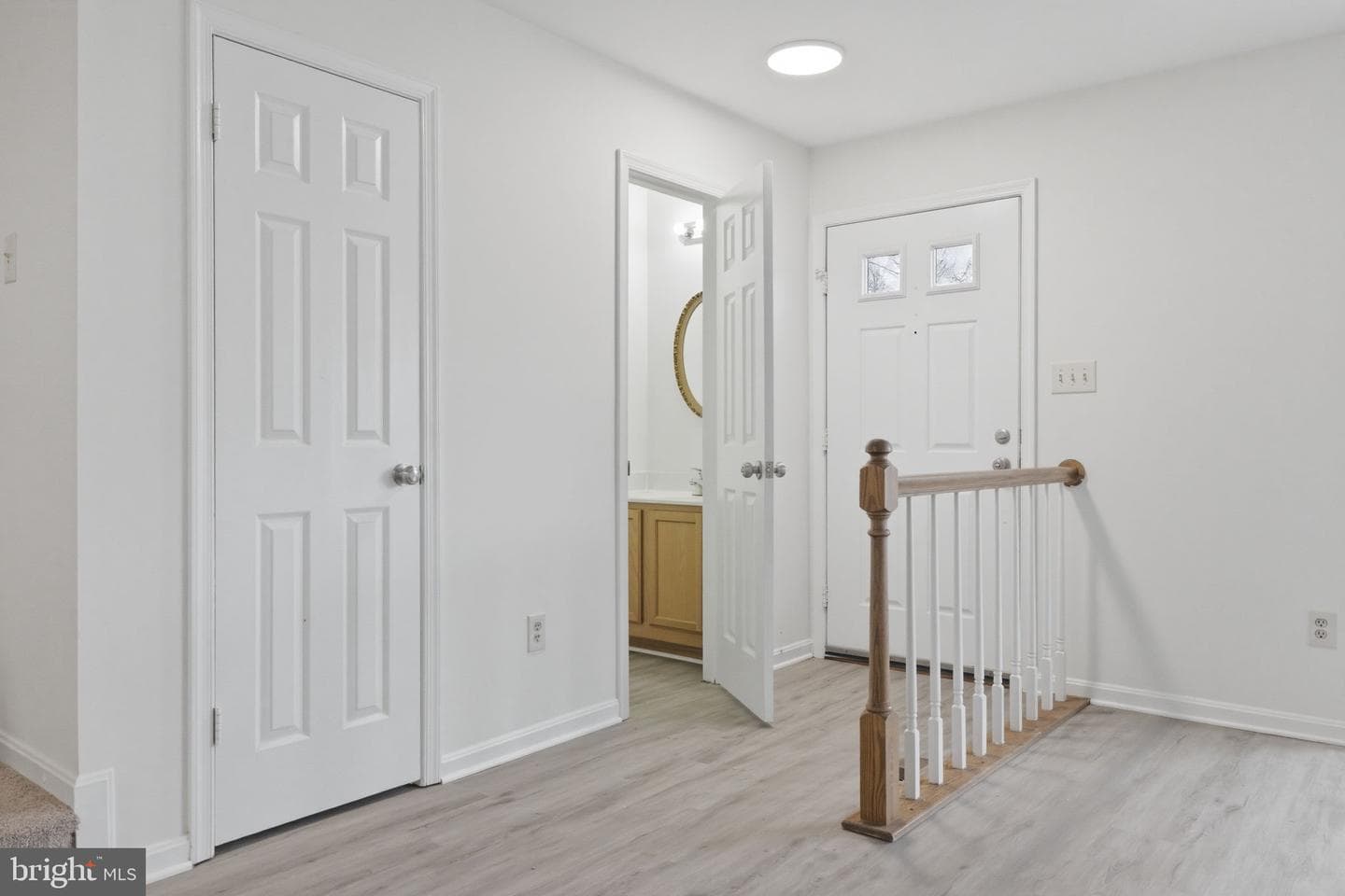 6126 Old Brentford Court photo 9