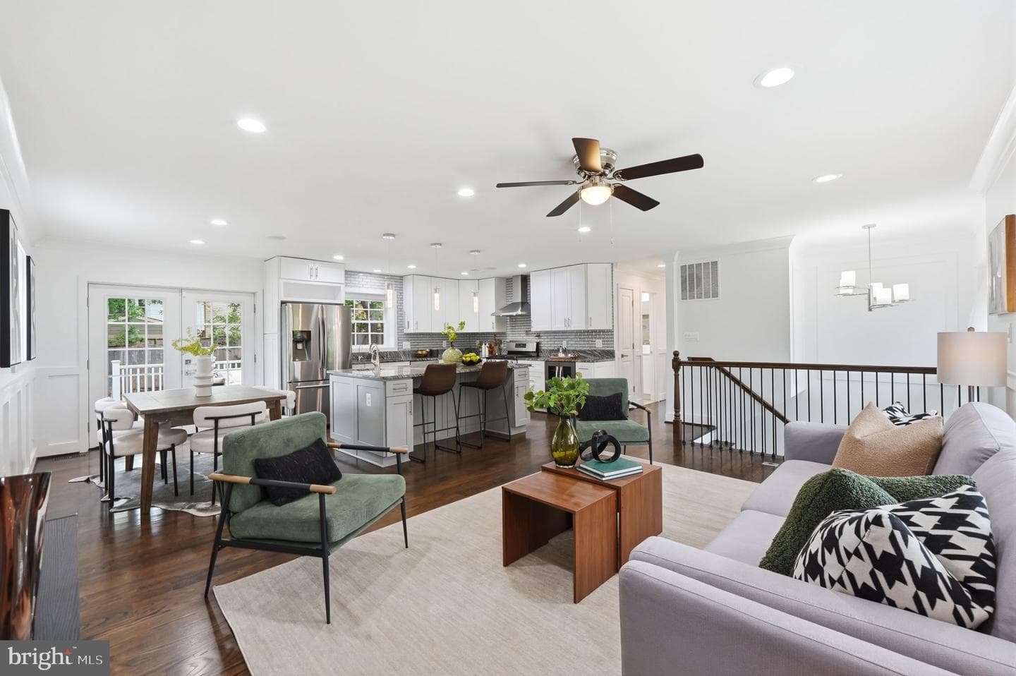 7504 Dolce Drive photo 6