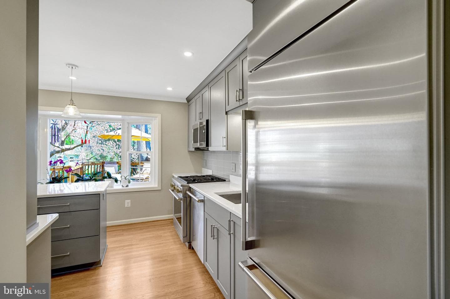 5700 Broadmoor Street photo 17
