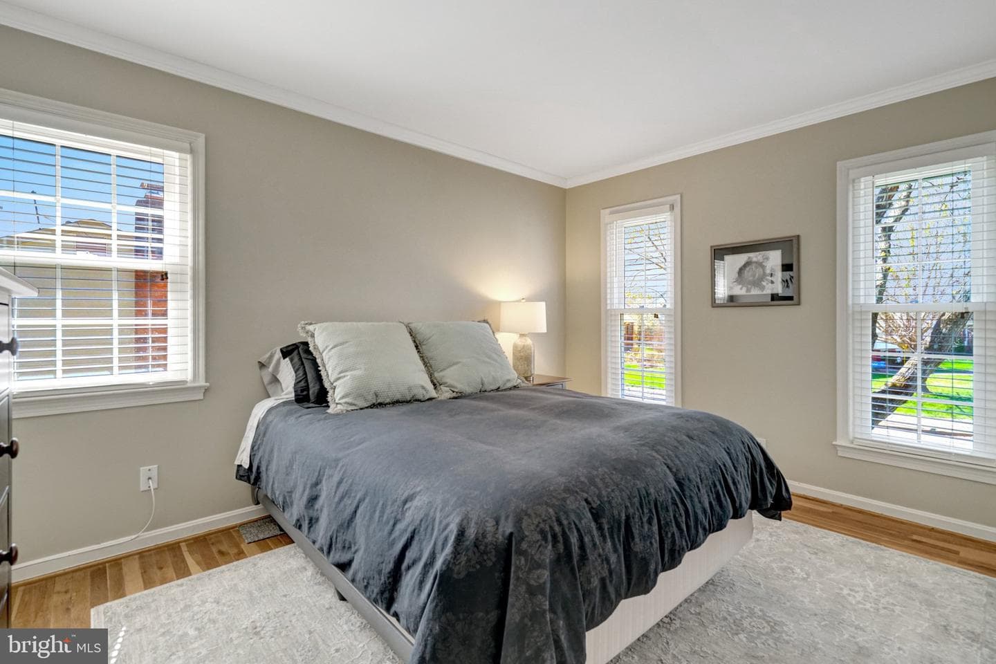 5700 Broadmoor Street photo 27