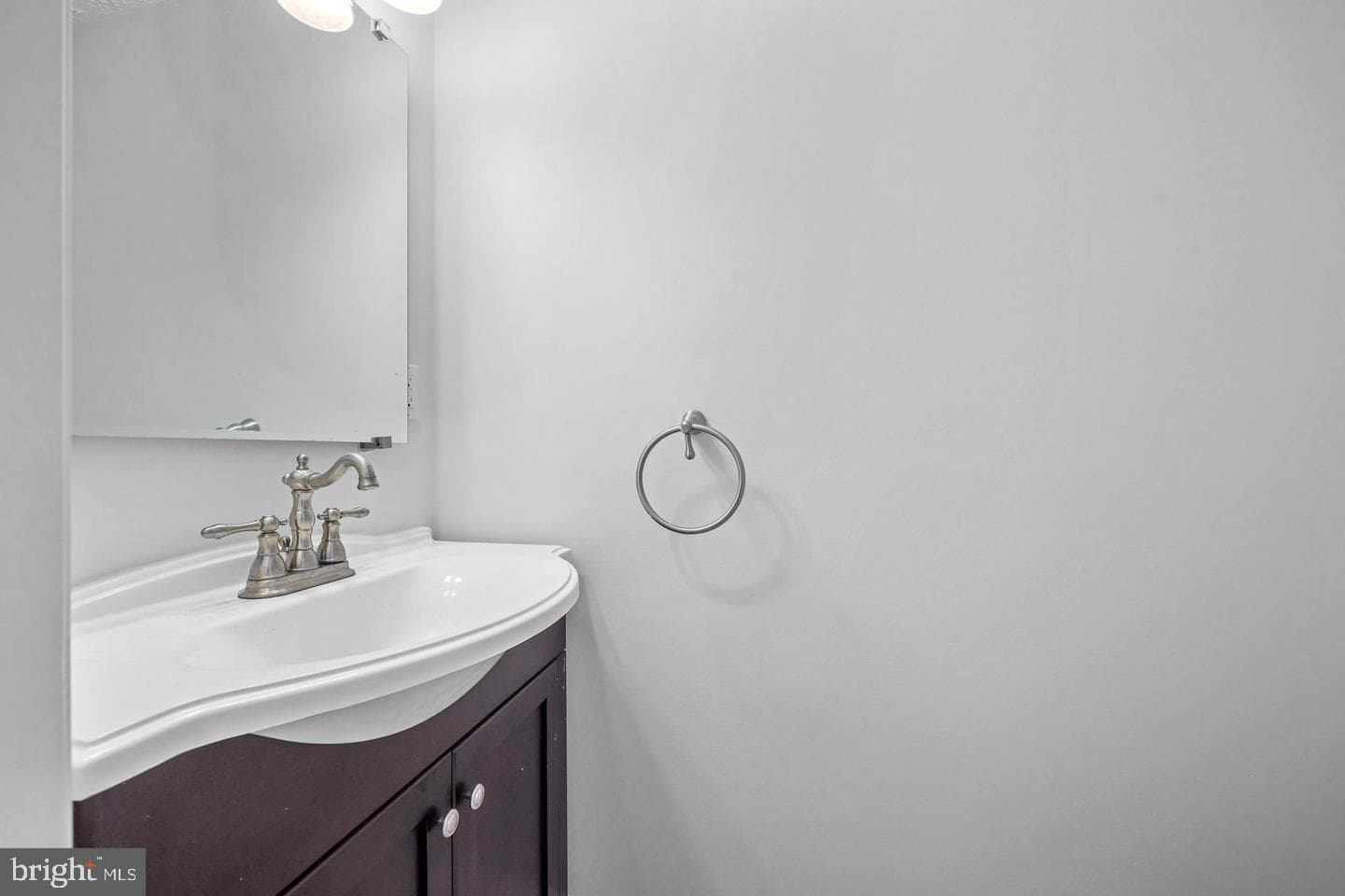 1632 Barnstead Drive photo 14