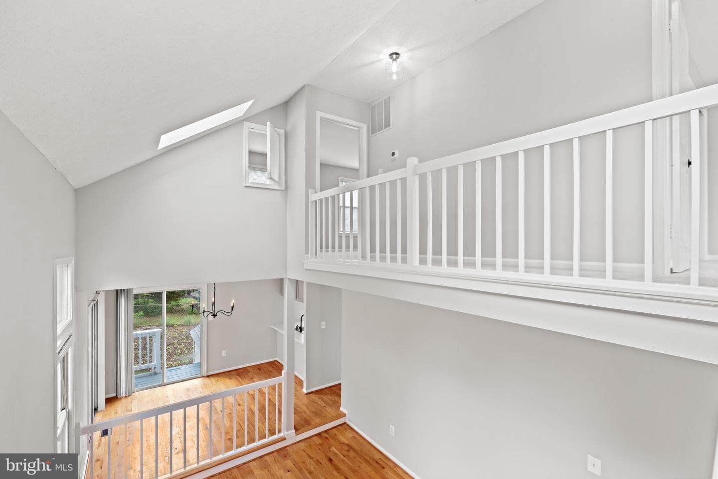 8405 Hollis Lane photo 19