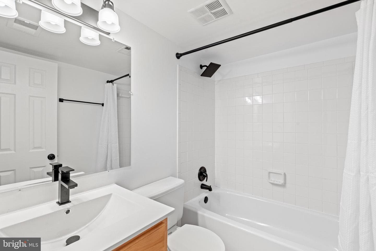 8405 Hollis Lane photo 28