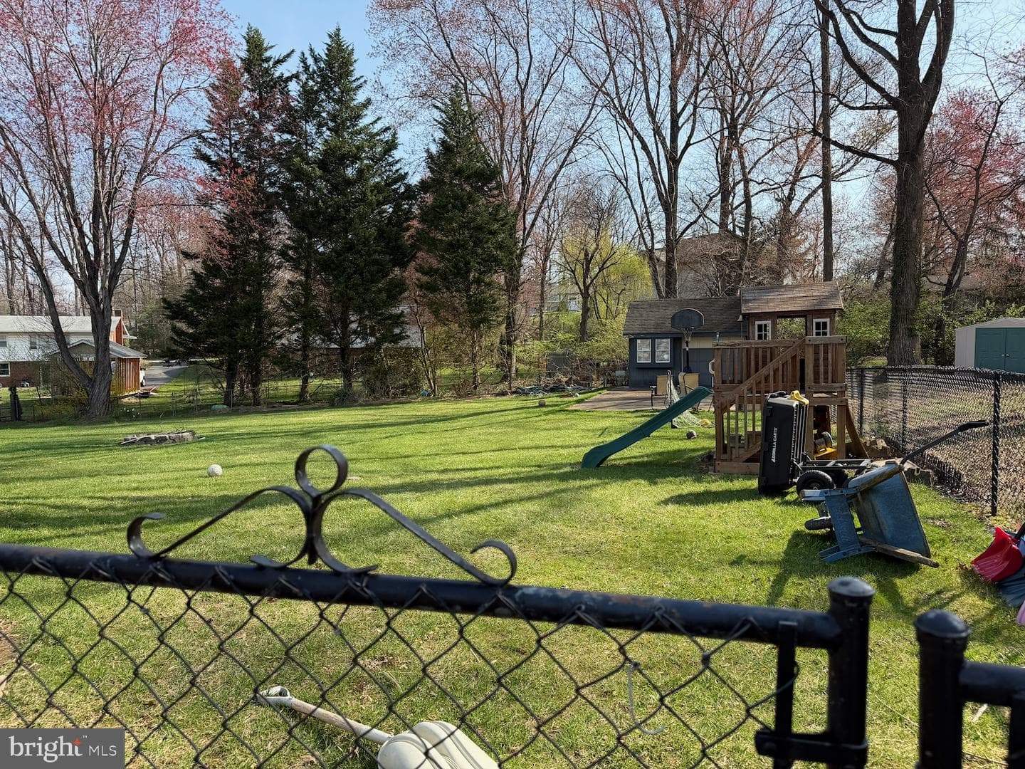 500 Kramer Drive SE photo 3