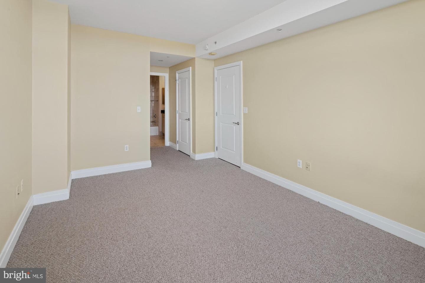 8220 Crestwood Heights Drive #1215 photo 22