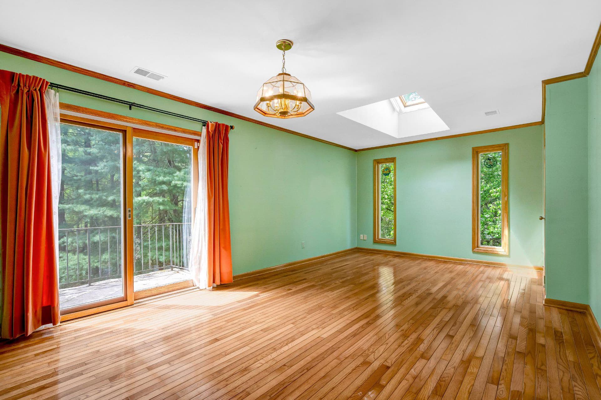 10910 Miller Road photo 25