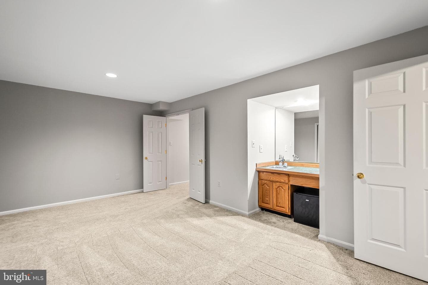 8942 Kenilworth Drive photo 45