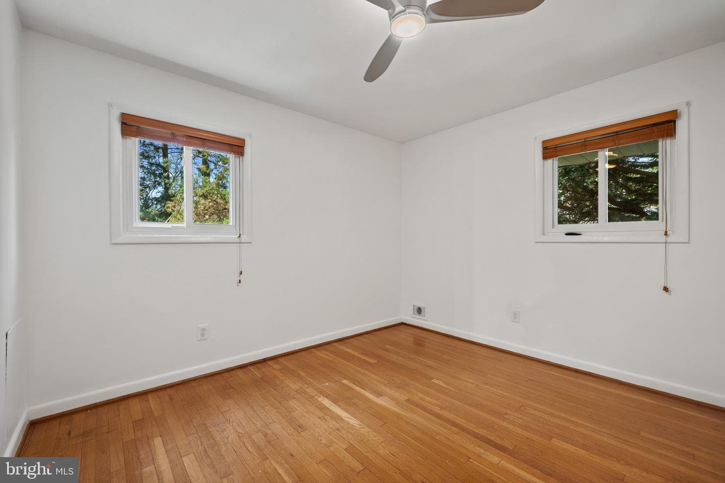 6523 Kerns Road photo 13