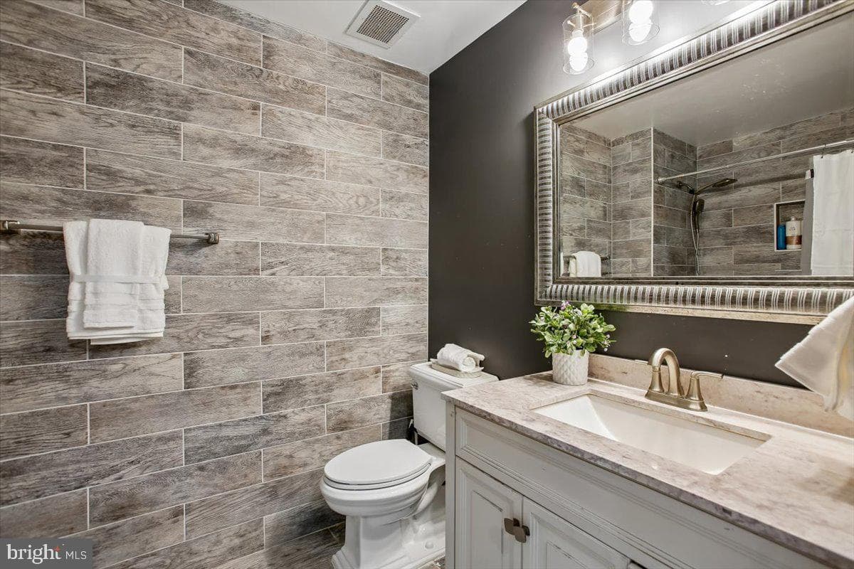 4150 Stevenson Street #102 photo 5