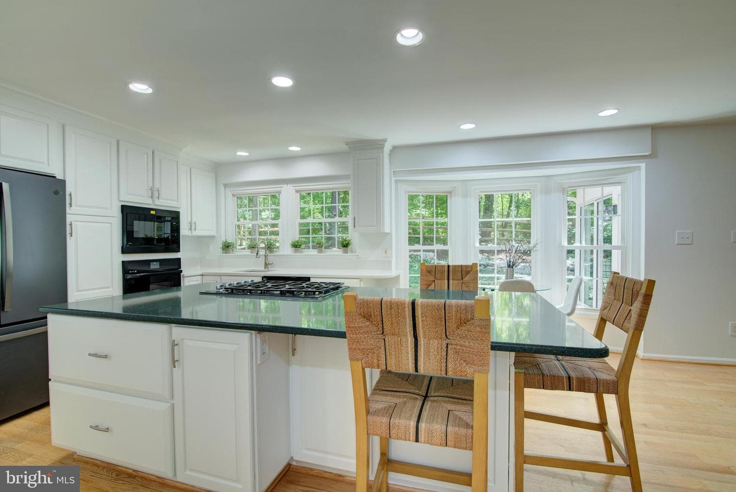 12029 Lake Newport Road photo 6