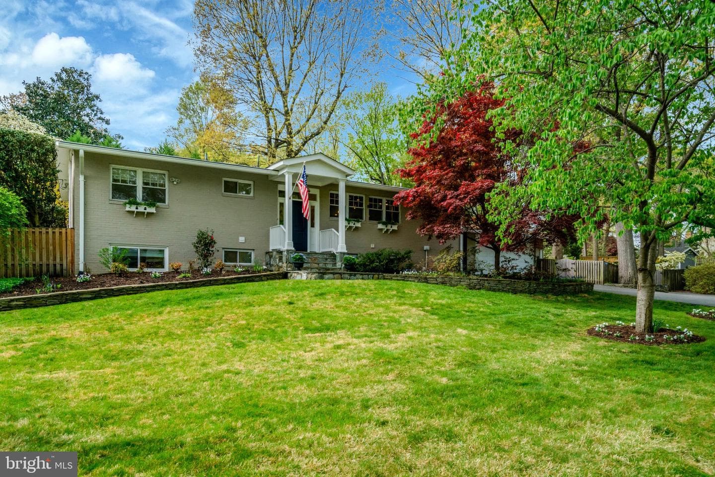 3911 Locust Lane photo 1
