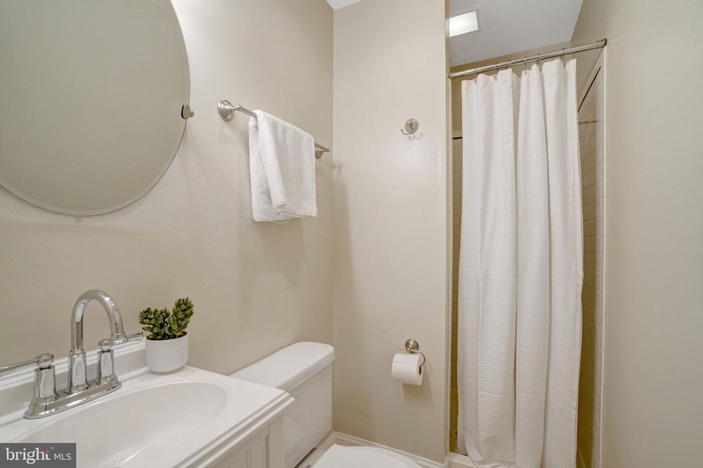 3911 Locust Lane photo 37
