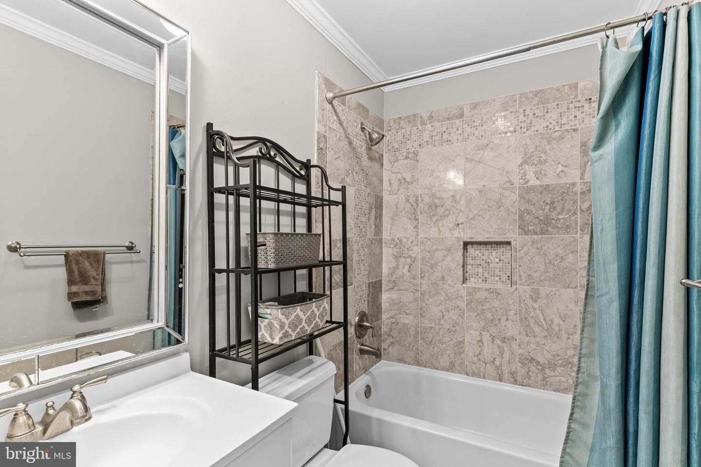 6760 Jenny Leigh Court photo 20