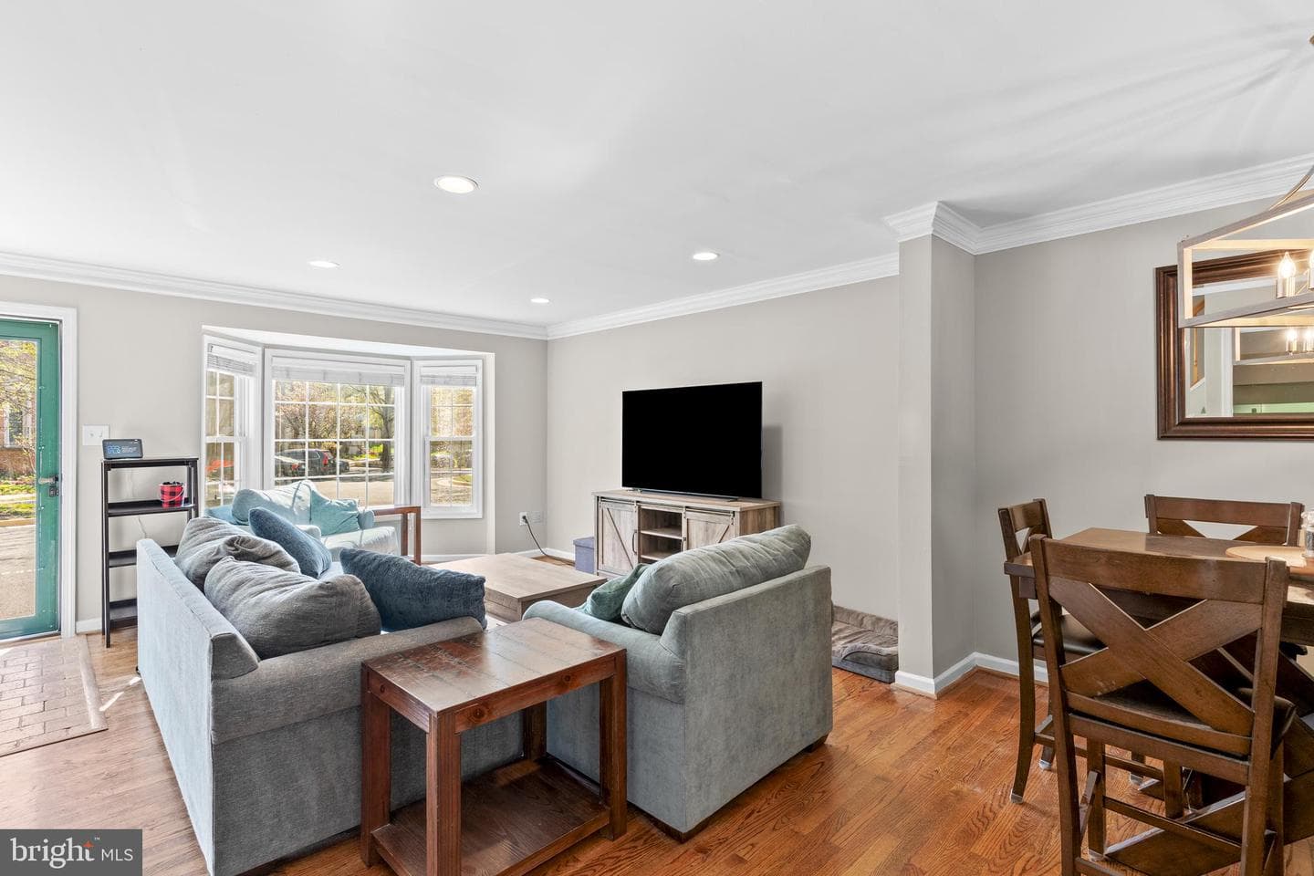 6760 Jenny Leigh Court photo 8