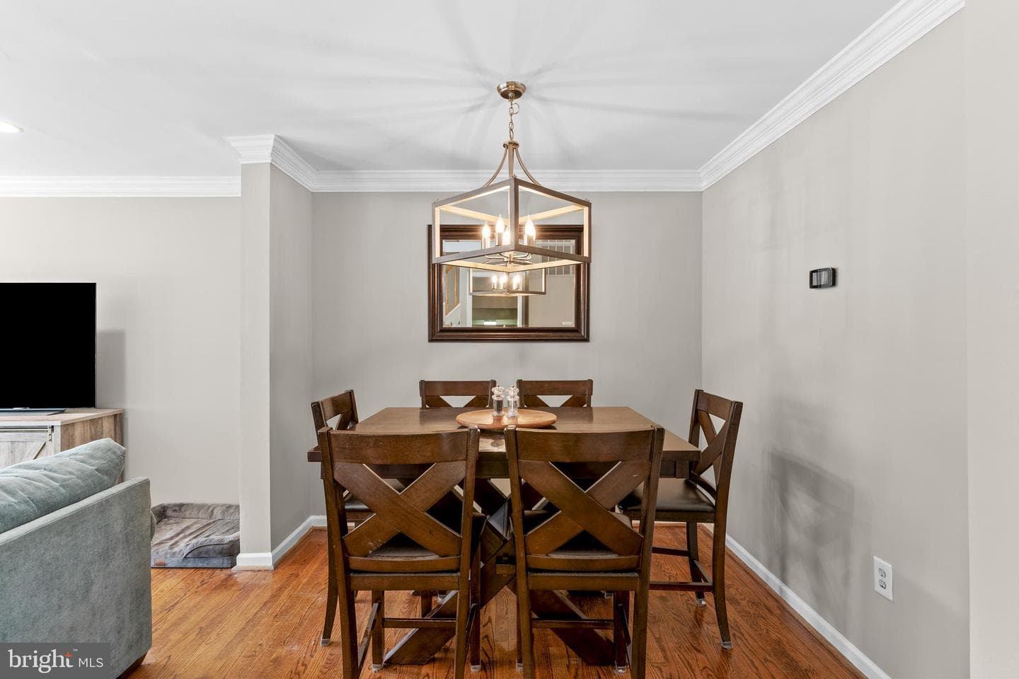 6760 Jenny Leigh Court photo 9
