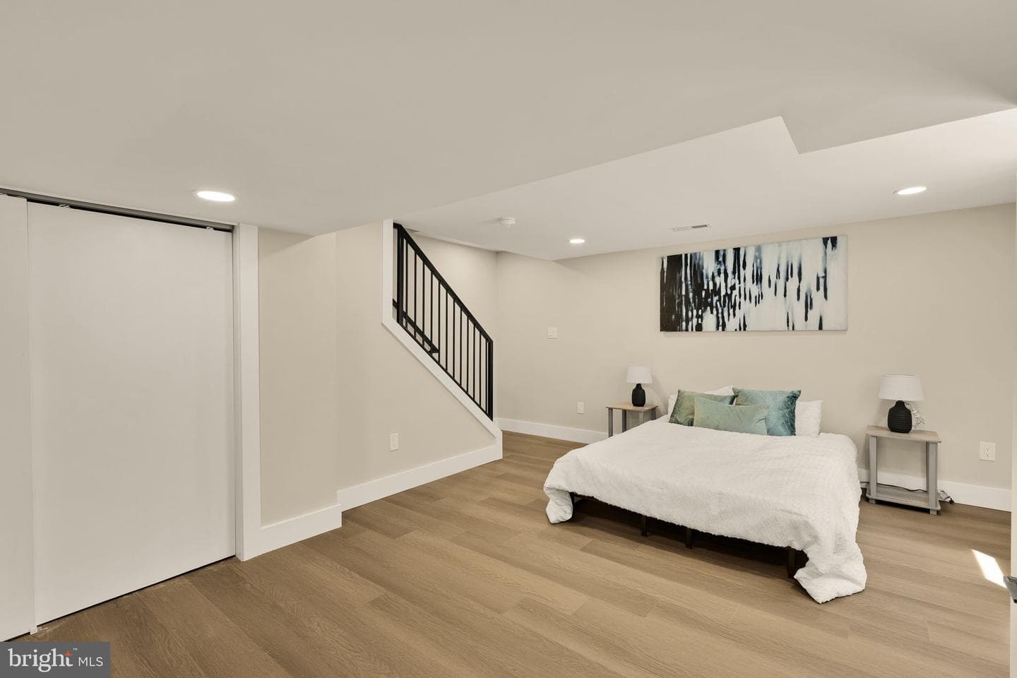 2631 Farmington Drive photo 29