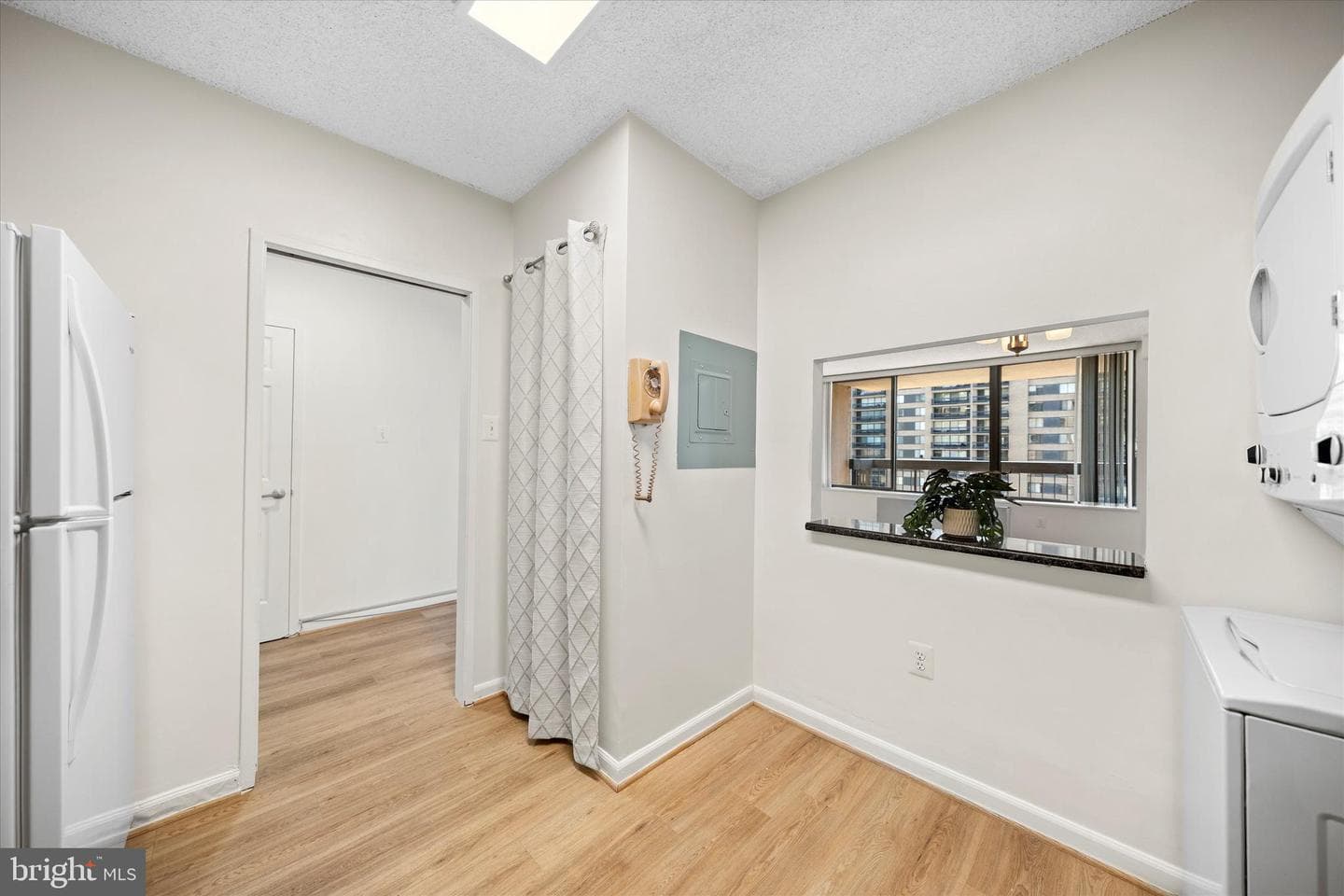 3701 S George Mason Drive #1501n photo 4