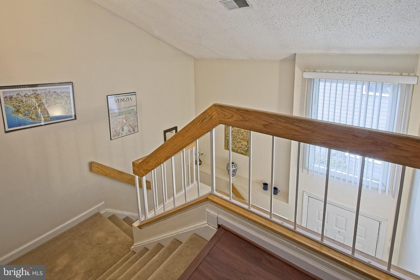 11045 Villaridge Court photo 6