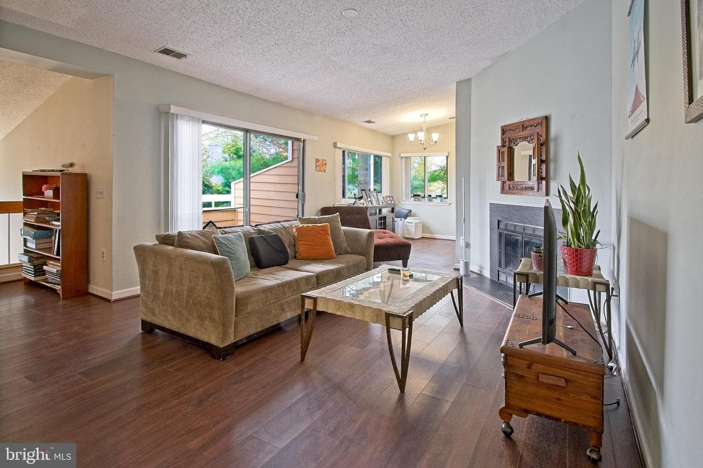 11045 Villaridge Court photo 9