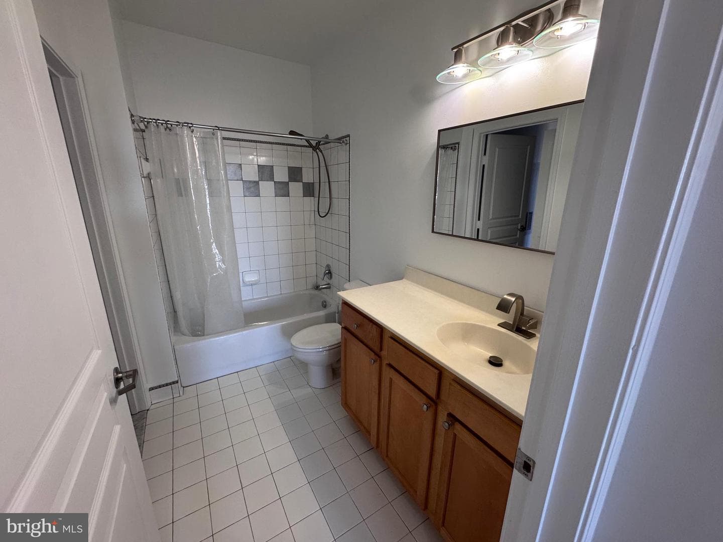 12000 Market Street #361 photo 27