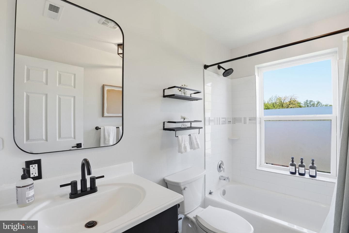 2209 Rollins Drive photo 43