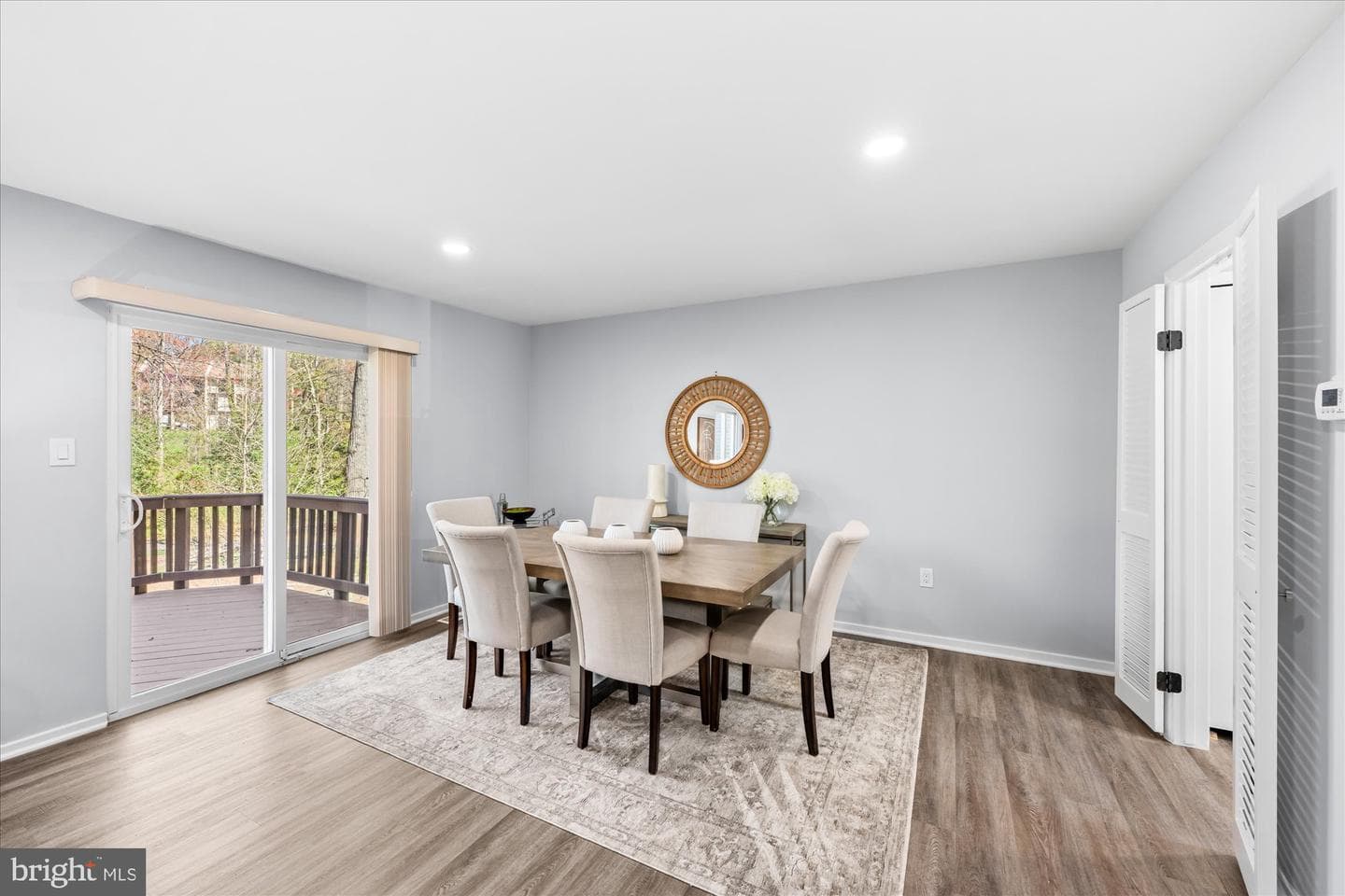 1431 Greenmont Court photo 4