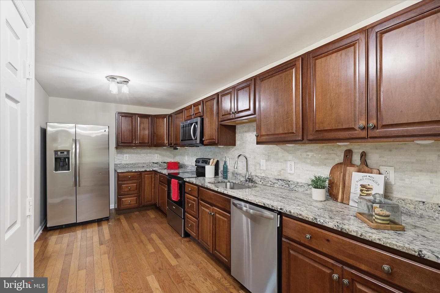 7233 Beverly Park Drive photo 11
